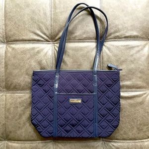 GREAT DEAL!! Vera Bradley Tote in Navy Blue!